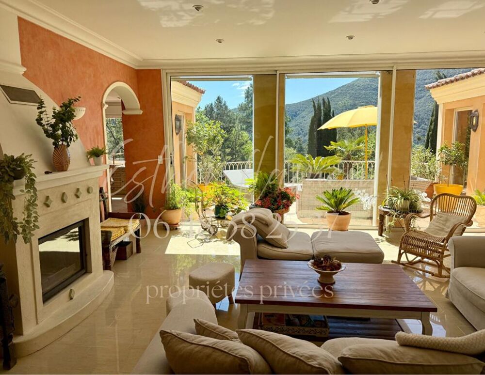 à vendre  Propriété/château Saint-Ambroix (30500)