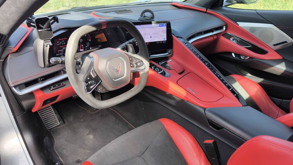 Corvette Stingray C8 6.2 V8 LT2 483 3lt - Automatique 2022 occasion 71200 Le Creusot