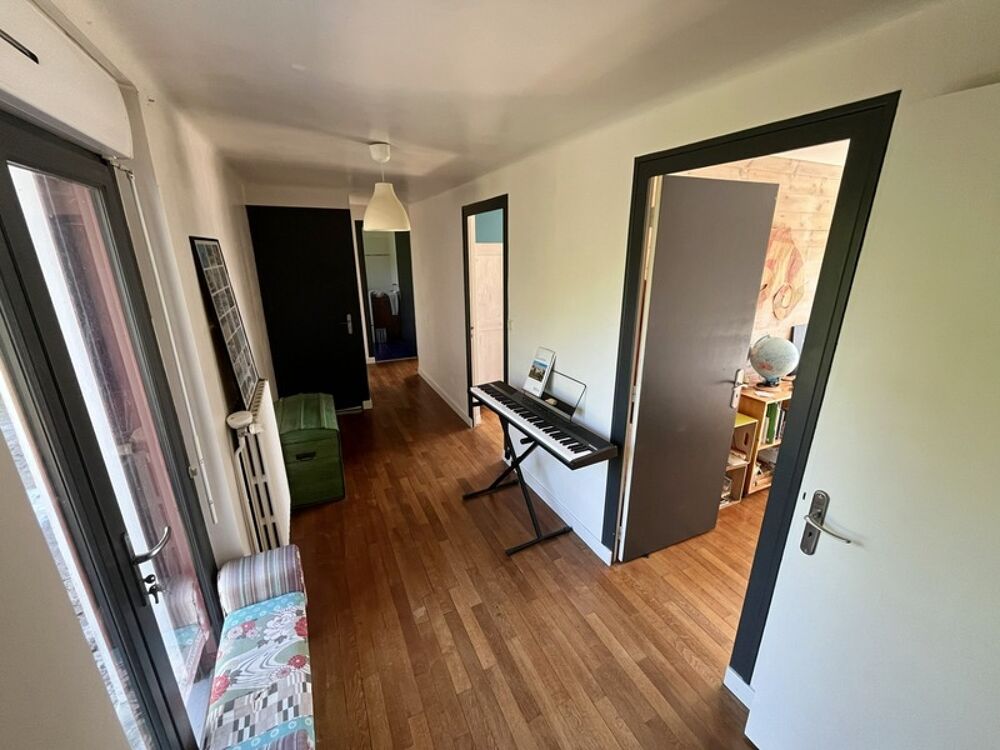EXCLUSIVITÉ  MAISON EN PIERRE DE 183M² AVEC 5 CHAMBRES ET GRANDE DÉPENDANCE À PLESSÉ