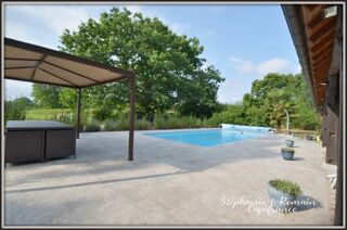  Proprit/chteau  vendre 7 pices 220 m