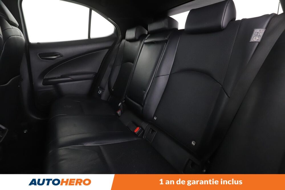 UX 250h Luxe 2WD 184 ch 2020 occasion 92130 Issy-les-Moulineaux