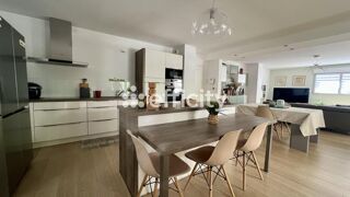  Appartement à vendre 5 pièces 143 m²