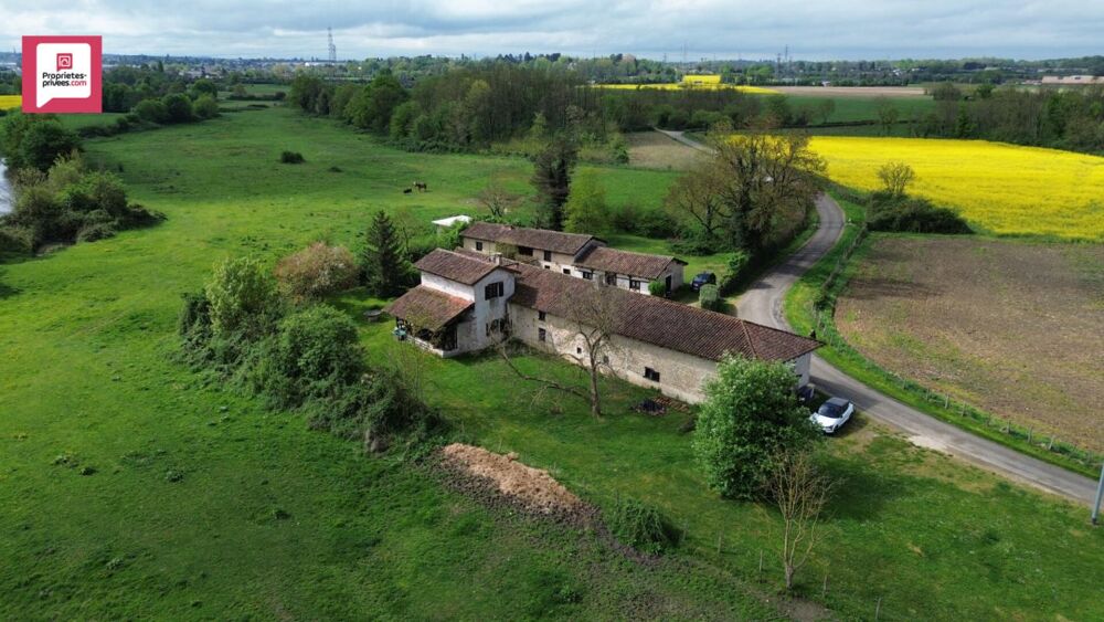 Vente Propriété/Château Demeure de prestige et gîte Viriat 10 pièce(s) 320 m2 Viriat