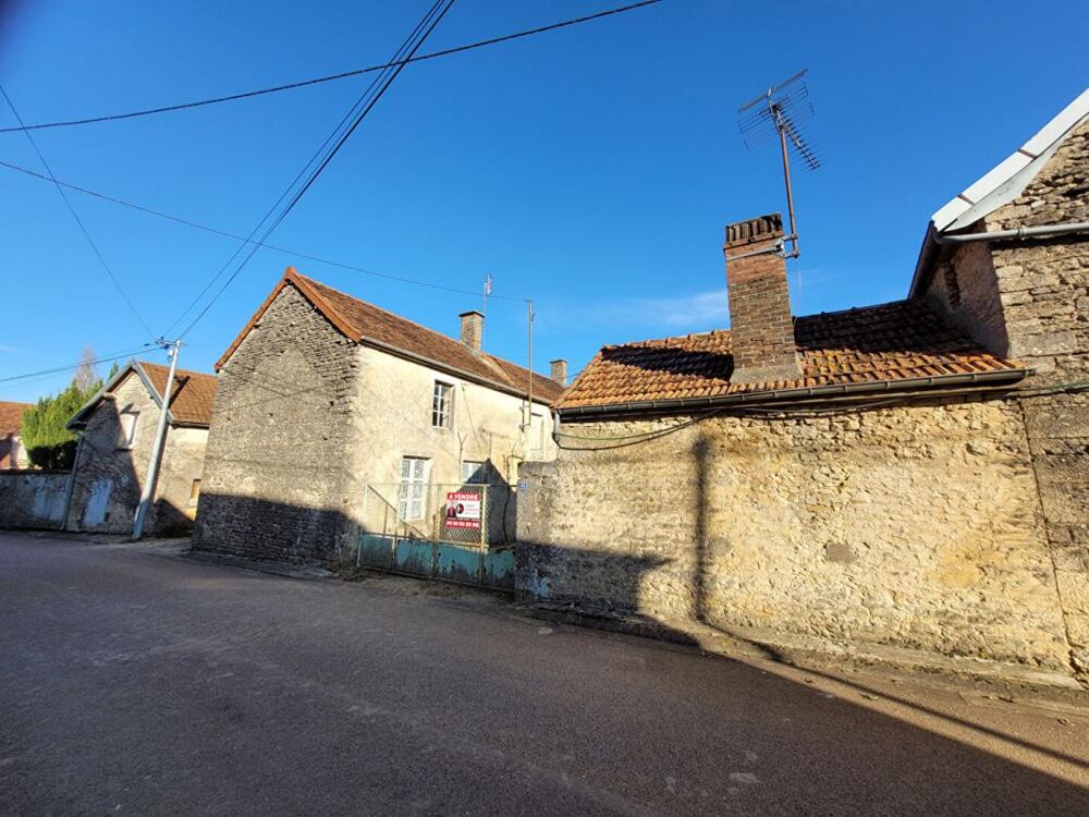 Vente Maison ancien corps de ferme sur 792m de terrain Balnot la grange