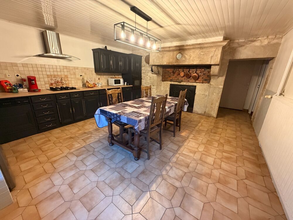 Maison à vendre 5 pièces OYRIERE (70)