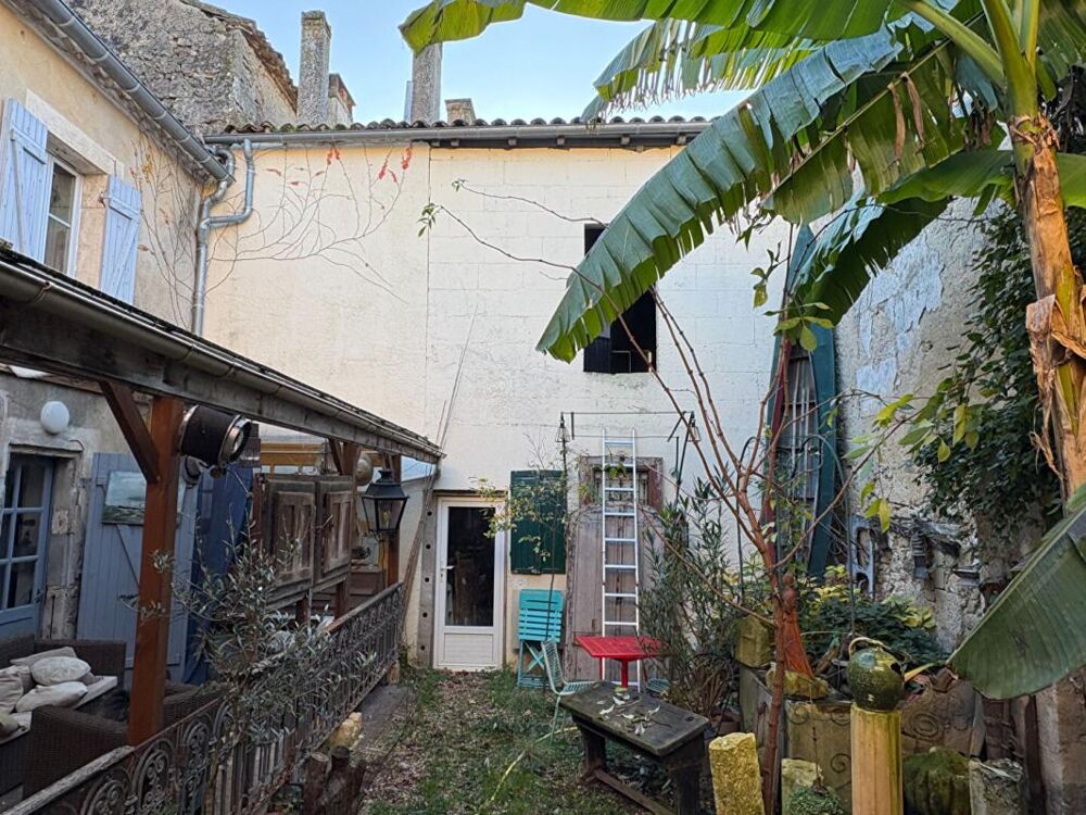 Maison de village. Beau potentiel & charme, 4 chambres aux portes de la Gironde