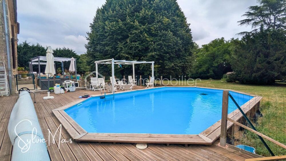 PROPRIÉTÉ 4,2 HA  MAISON DE MAÎTRE 264 M²  DÉPENDANCES