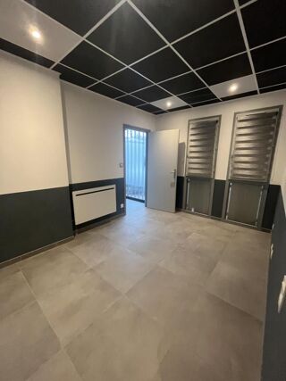  Appartement à louer 2 pièces 53 m²