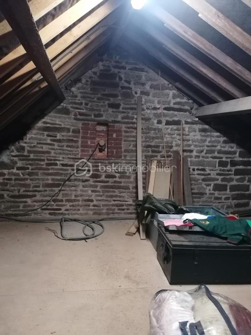 Vente Maison Maison familiale en pierre pleine de charme - Fort potentiel - Dépendance aménagée - Parc de 2000 m² Saint sauveur la pommeraye