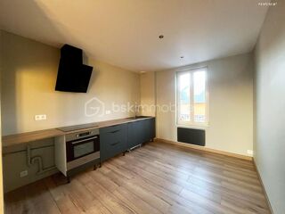  Immeuble � vendre 10 pi�ces 160 m�