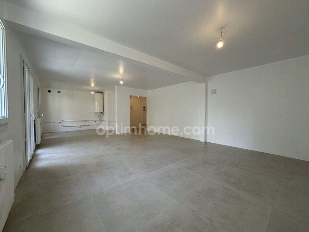 Cannes- Croix-des-Gardes. Grand appartement rénové à vendre 5 pièces avec cave et garage. 458 000 €
