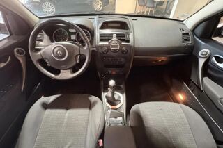 M&eacute;gane Coup&eacute; 1.5 dCi 106 cv Dynamique 2008 occasion 85190 Venansault