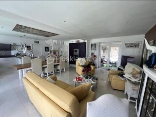  Maison à vendre 6 pièces 200 m²
