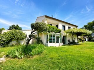  Maison à vendre 6 pièces 225 m²