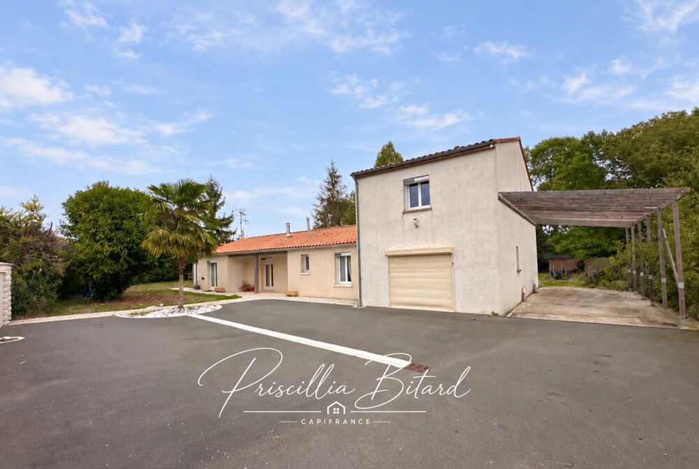 Vente Maison Grande maison avec jardin et de nombreuses possibilités Saint jean d angely