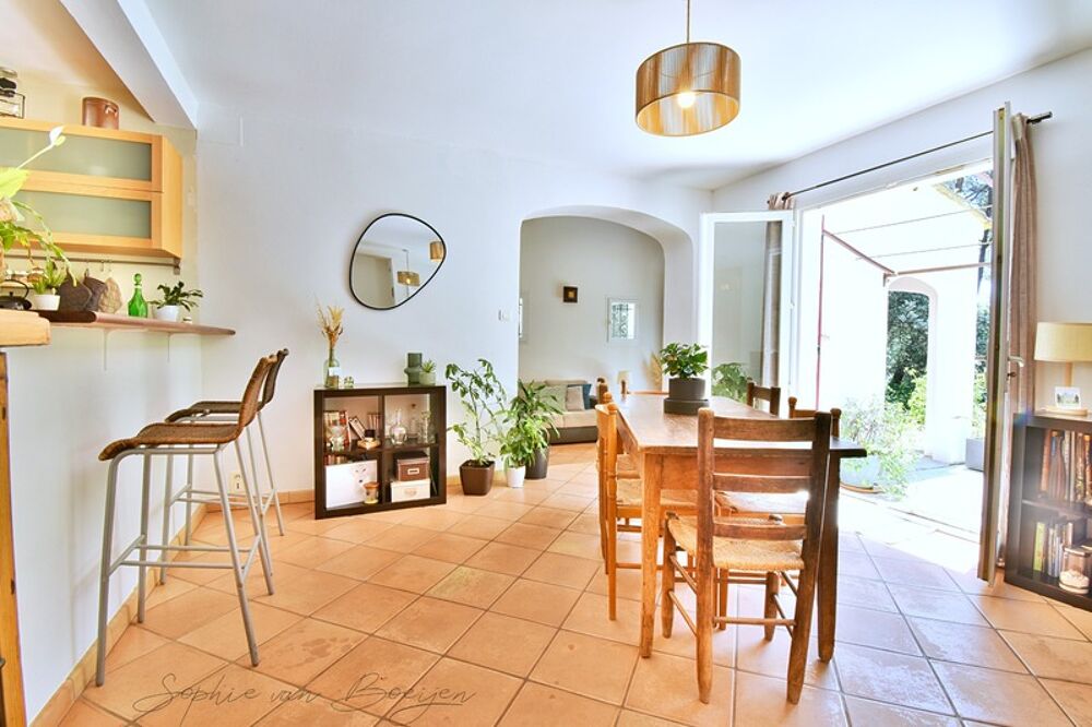 à vendre  Maison Saint-Marc-Jaumegarde (13100)