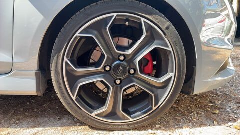 Fiesta 1.6 EcoBoost 200 ST 2016 occasion 13300 Salon De Provence