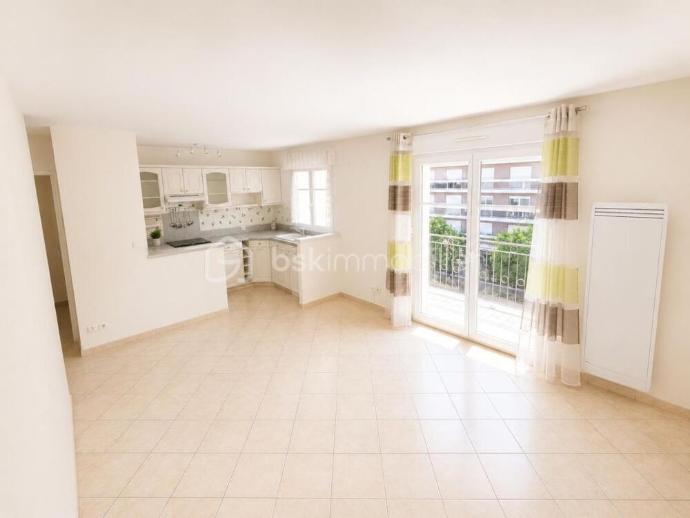 LIVRY-GARGAN  QUARTIER DANTONVAUBAN  DERNIER ÉTAGE  ASCENSEUR  DOUBLE BOX  BALCON PLEIN OUEST  RÉSIDENCE DE STANDING  3