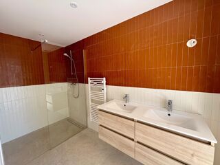  Maison  vendre 5 pices 185 m