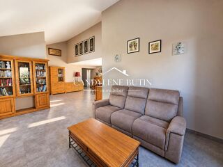  Villa à vendre 5 pièces 151 m²