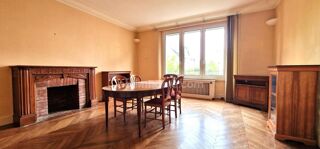  Maison à vendre 15 + pièces 421 m²