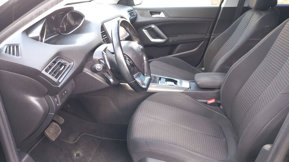 308 SW II 1.5 BlueHDi 130 EAT6 Active Business - Automatique 2019 occasion 57670 Francaltroff