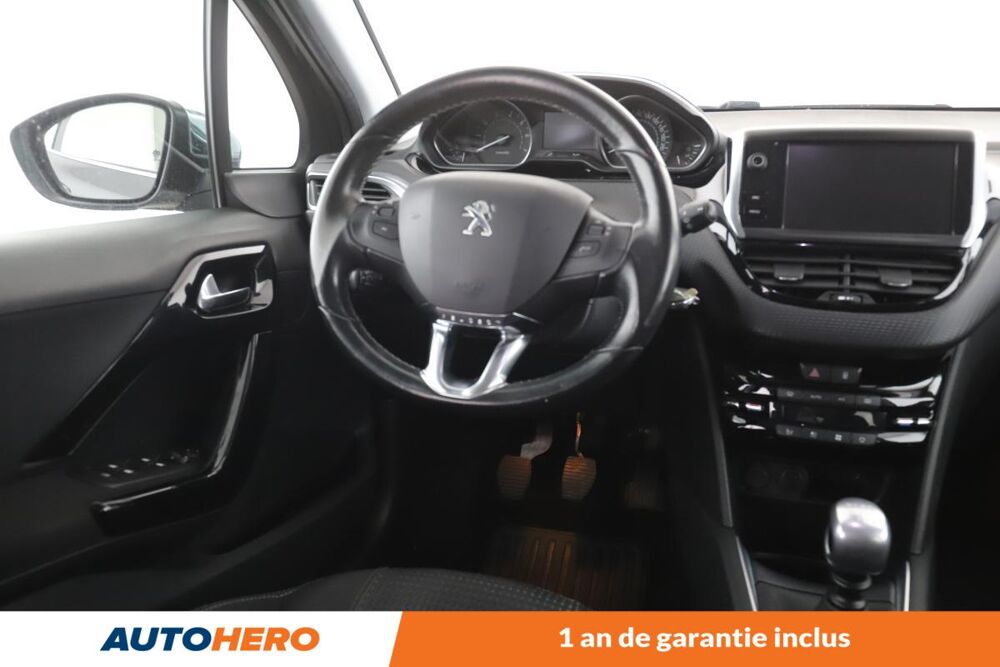 208 1.2 PureTech Tech Edition 5P 110 ch 2018 occasion 92130 Issy-les-Moulineaux