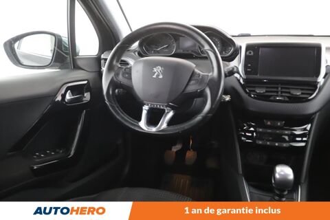 208 1.2 PureTech Tech Edition 5P 110 ch 2018 occasion 92130 Issy-les-Moulineaux