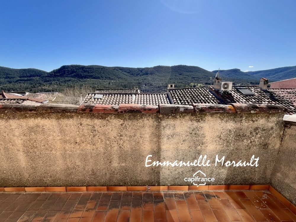 Maison de village 4 pièces avec terrasse à vendre BAGNOLS EN FORET (83)
