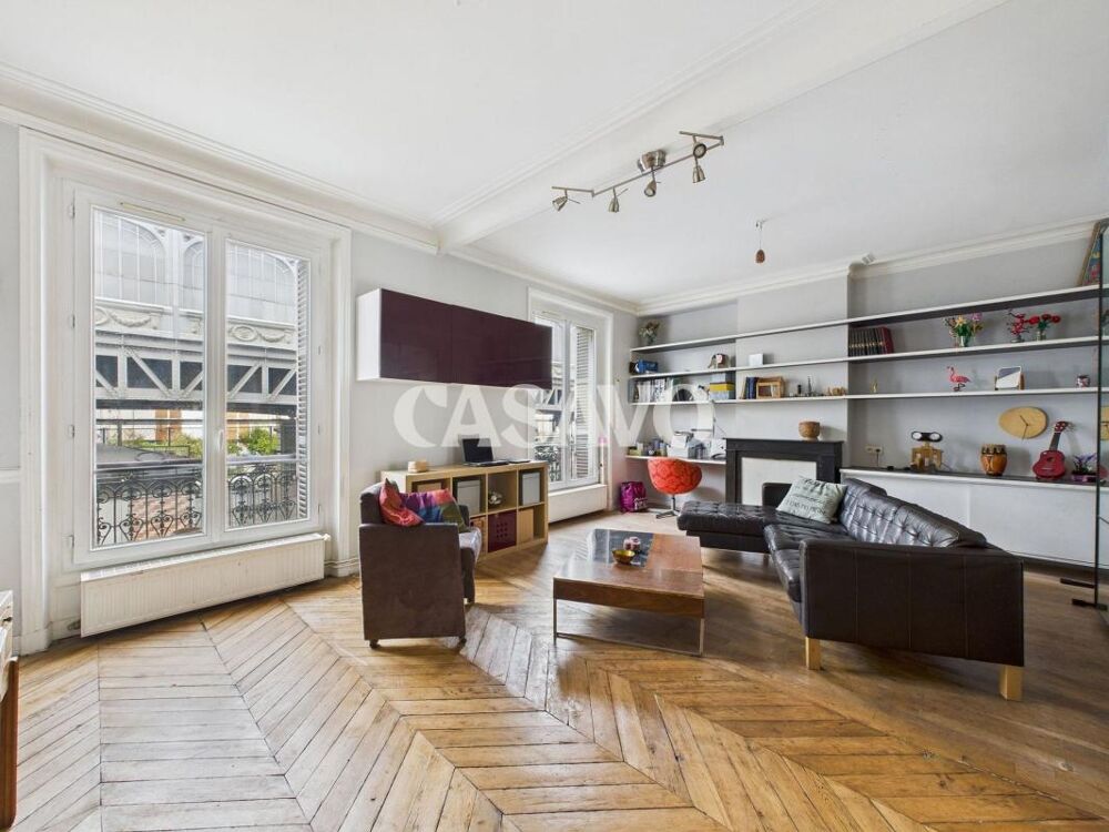 Appartement 5 pièces 112 m² · à Paris 10 · 112 m² · 749 000 €