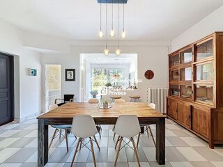  Maison � vendre 8 pi�ces 251 m�