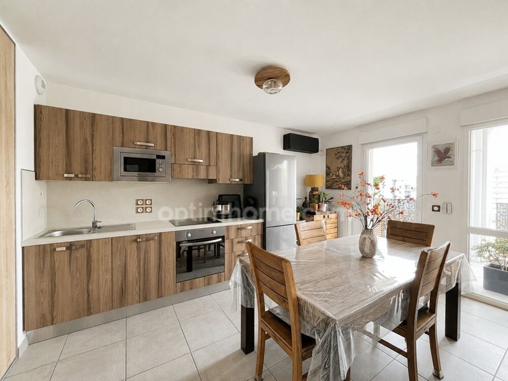 Appartement à vendre 3 pièces VAULX EN VELIN (69)