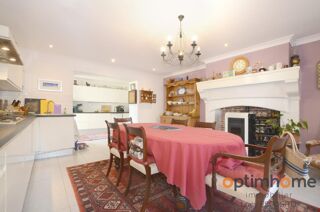  Maison à vendre 7 pièces 215 m²