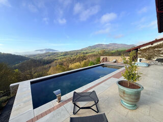  Villa � vendre 8 pi�ces 338 m�