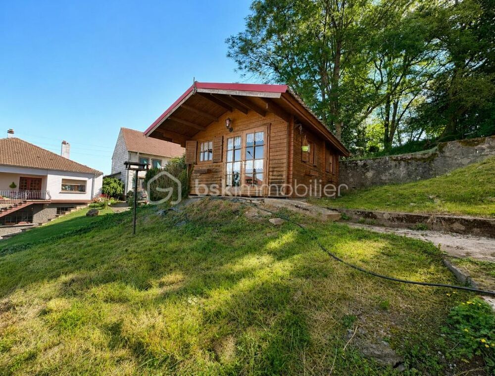 MAISON FAMILIALE AVEC GRANGE ATTENANTE : UNE OPPORTUNITE RARE !