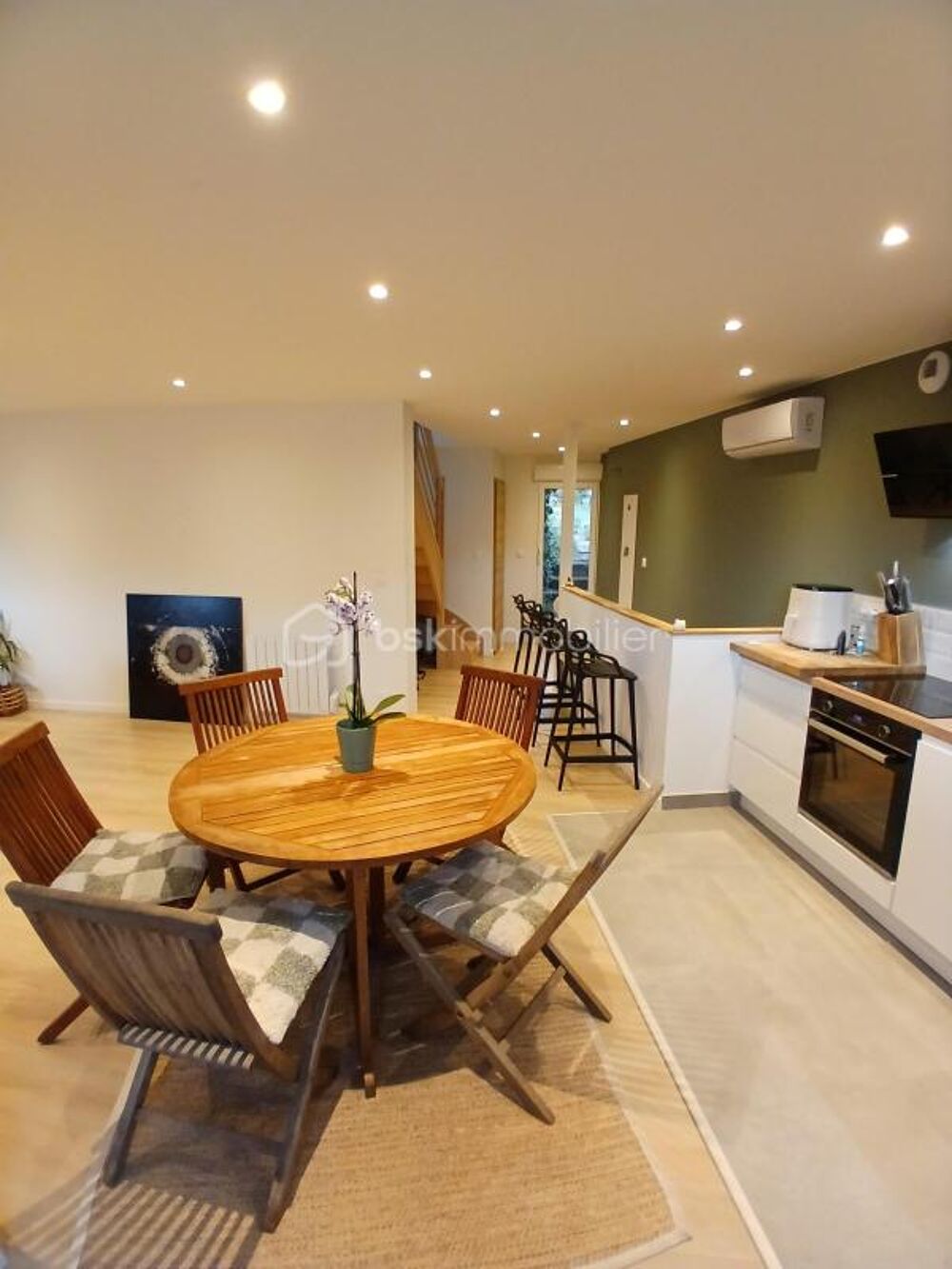 Vente Duplex/Triplex TRES BEL APPART. T5 DUPLEX DE 2024, EN DERN. ETAGE, 3 CHAMBRES, GRAND JARDIN + VUE PANORAMIQUE Besancon