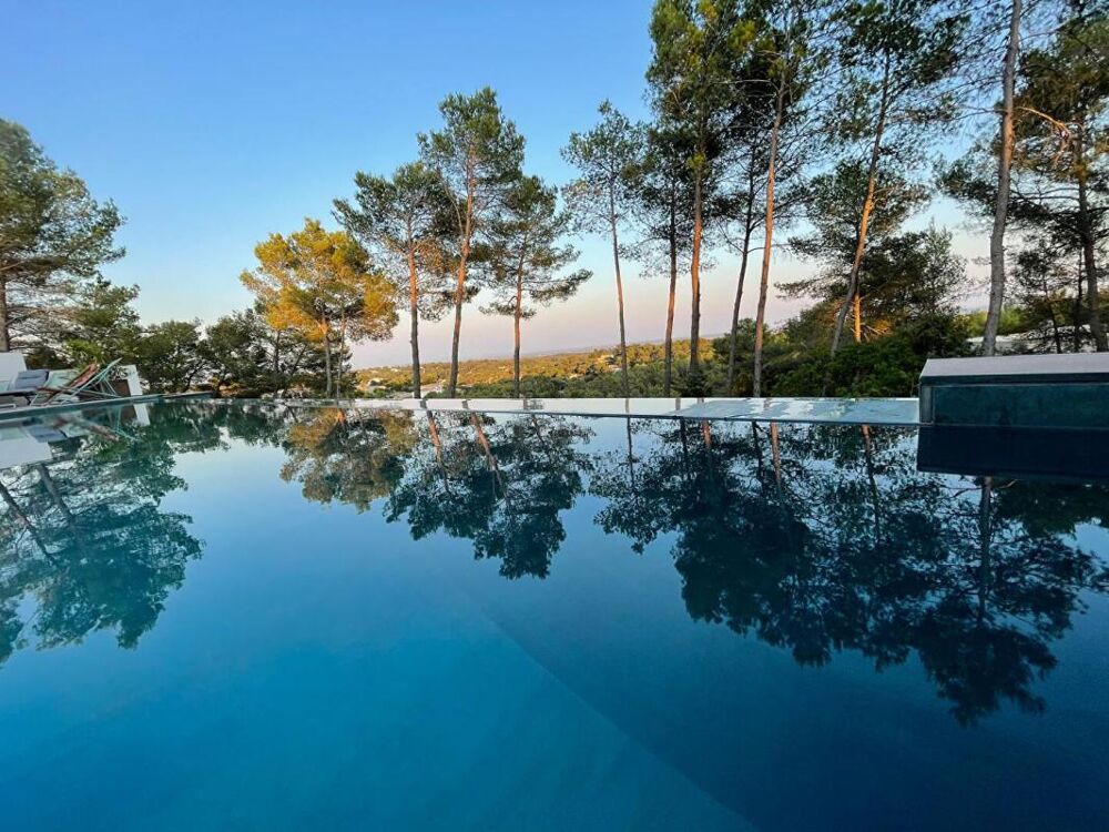  vendre  Proprit/chteau Nmes (30000)