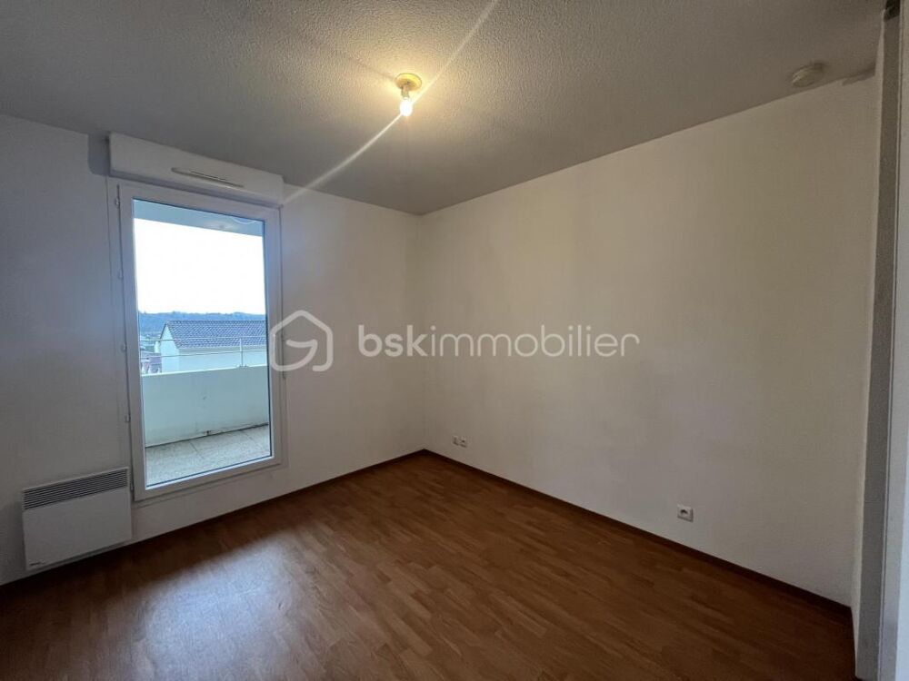 APPARTEMENT TYPE 2 DANS RÉSIDENCE SÉCURISÉE