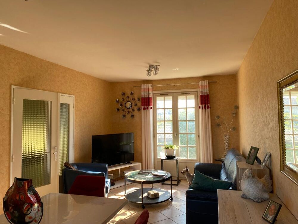 Maison de plain pied avec 1119 m² de terrain plat