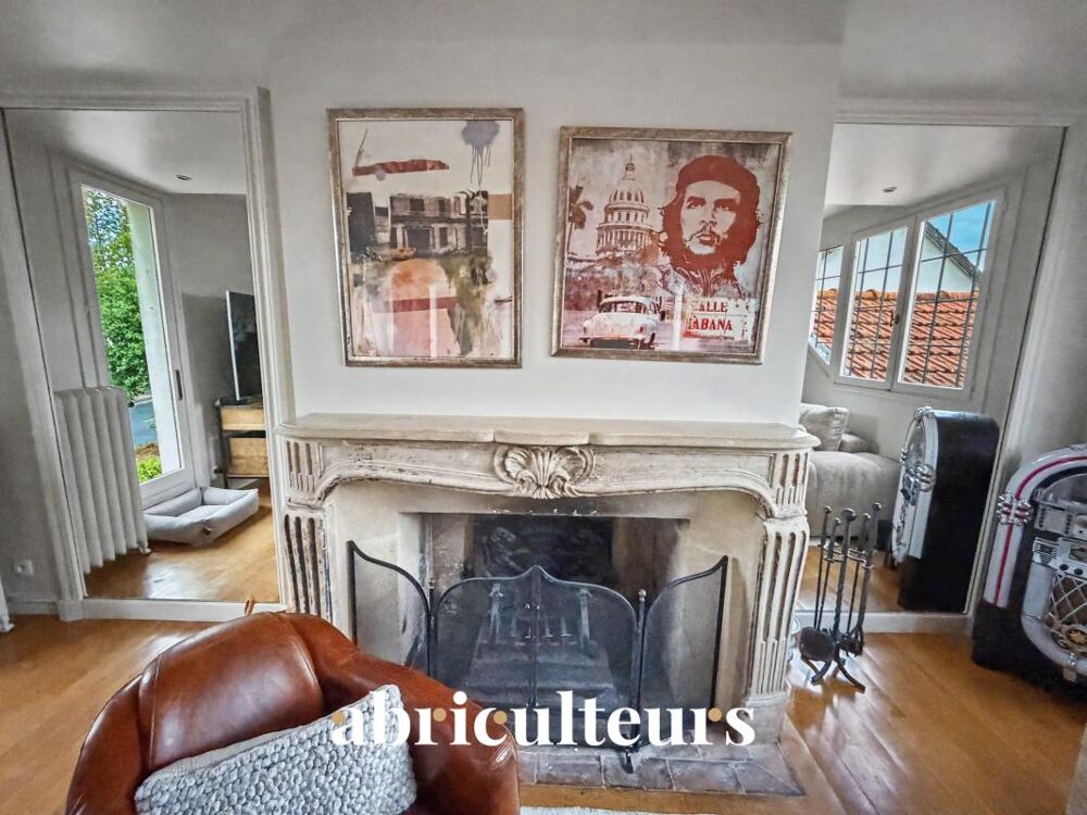 Vente Maison Maison individuelle atypique avec jardin et studio indépendant – Garches Garches
