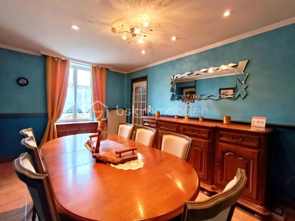 Vente Maison Maison de caractère avec gîte indépendant, dépendance et terrain arboré – 229 m² – Le Molay-Littry Le molay littry