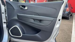 Captur 0.9 TCe 90 Zen 2017 occasion 42100 Saint Etienne