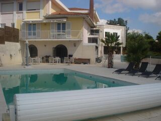  Immeuble  vendre 15 + pices 766 m