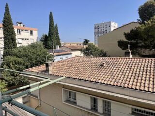  Immeuble � vendre 15 + pi�ces 466 m�