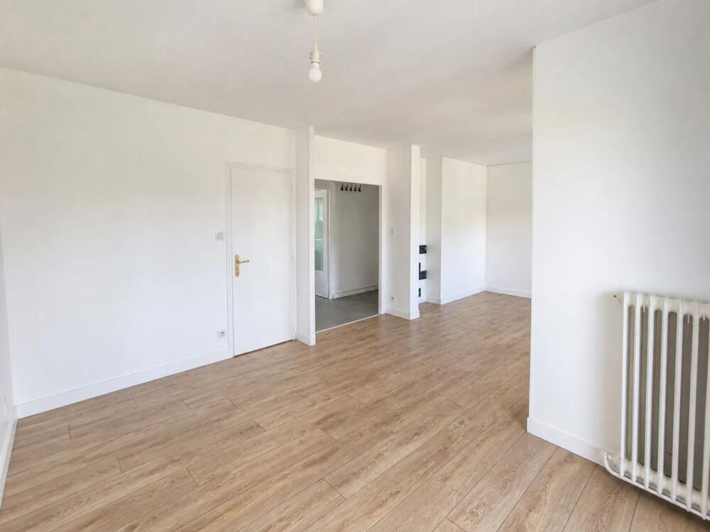 Vente Appartement Appartement 3 pièces de 73,27 m² avec balcon, loggia, parking Eybens
