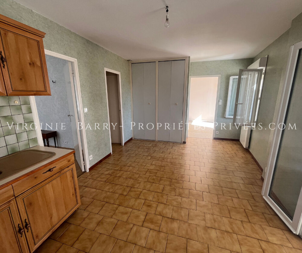 Vente Maison MAISON DE PLAIN PIED AVEC VERANDA ET EXTERIEUR Tonnay charente