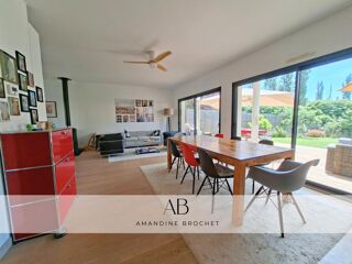  Maison à vendre 8 pièces 215 m²