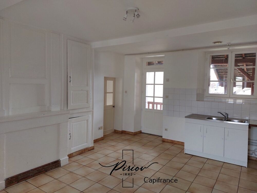 Vente Immeuble Immeuble de rapport, T2, T3, T3, proximité château, centre ville Montreuil bellay