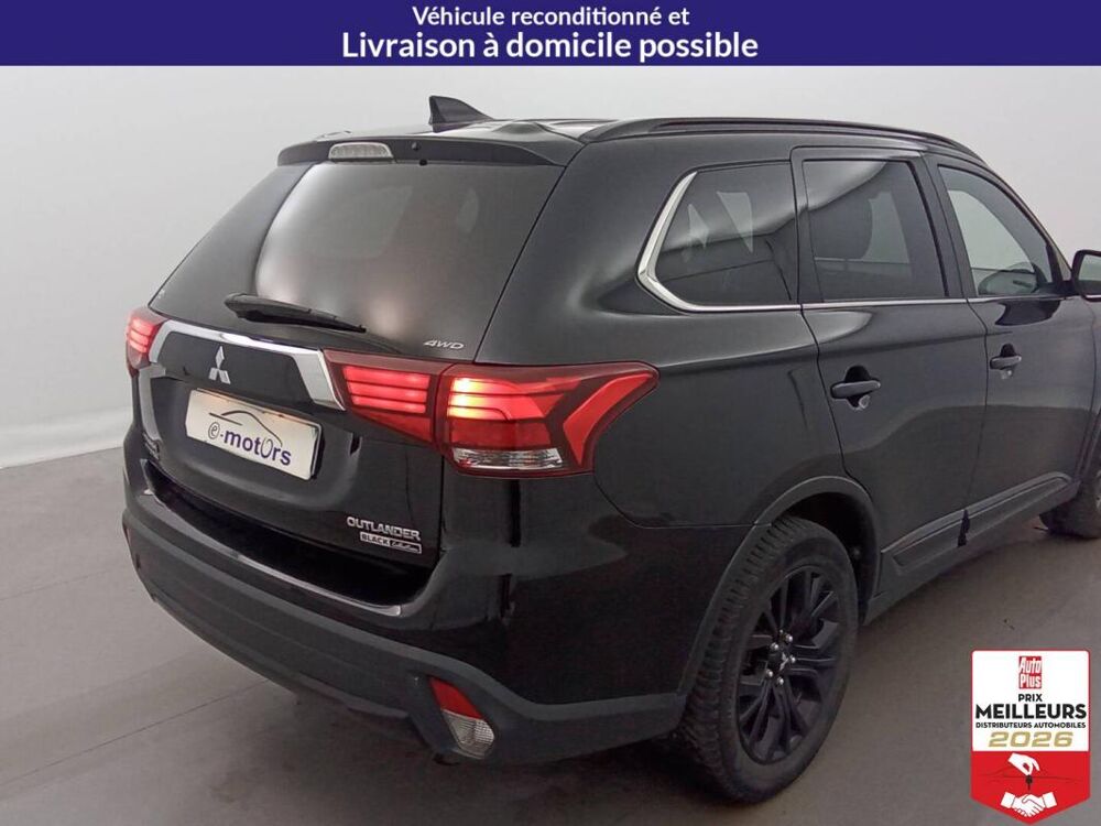 Outlander DI-D 150 4WD Black Collection +Toit 2018 occasion 10150 Lavau