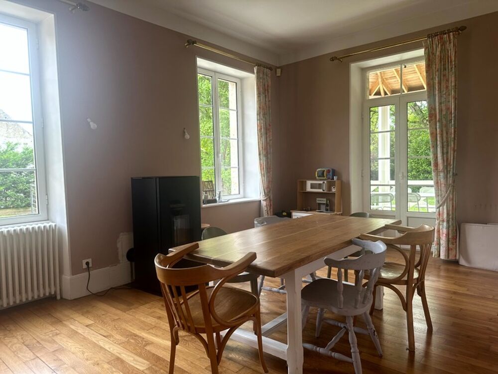 Vente Propriété/Château ELEGANTE PROPRIETE AVEC PISCINE, GÎTE INDÉPENDANT ET ESPACE PROFESSIONNEL – POUILLY-EN-AUXOIS CENTRE Pouilly en auxois